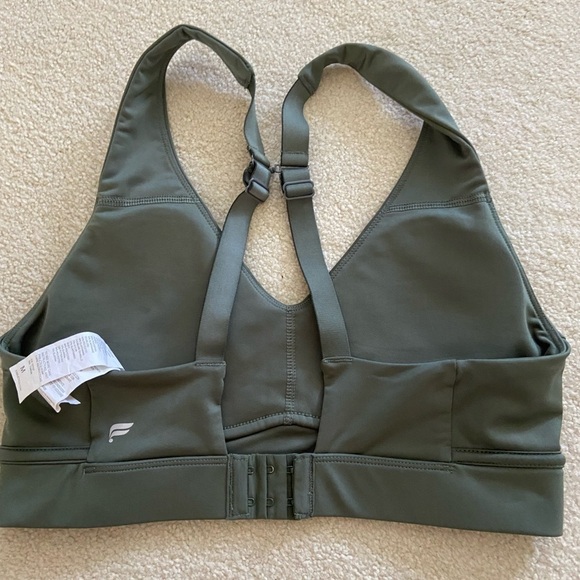 Fabletics All Day Every Day Low Impact Bra size M in olive green - Picture 2 of 3